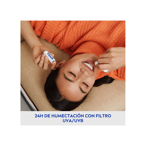 Protector labial humectante Nivea Derma Care FPS 15 4,8 grs