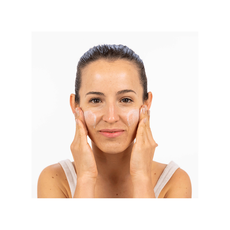 Dermaglos-46389_Dermaglos-Facial-Crema-Hidratante-de-Dia-Piel-Seca-x-70-gr_img1-7793742007637