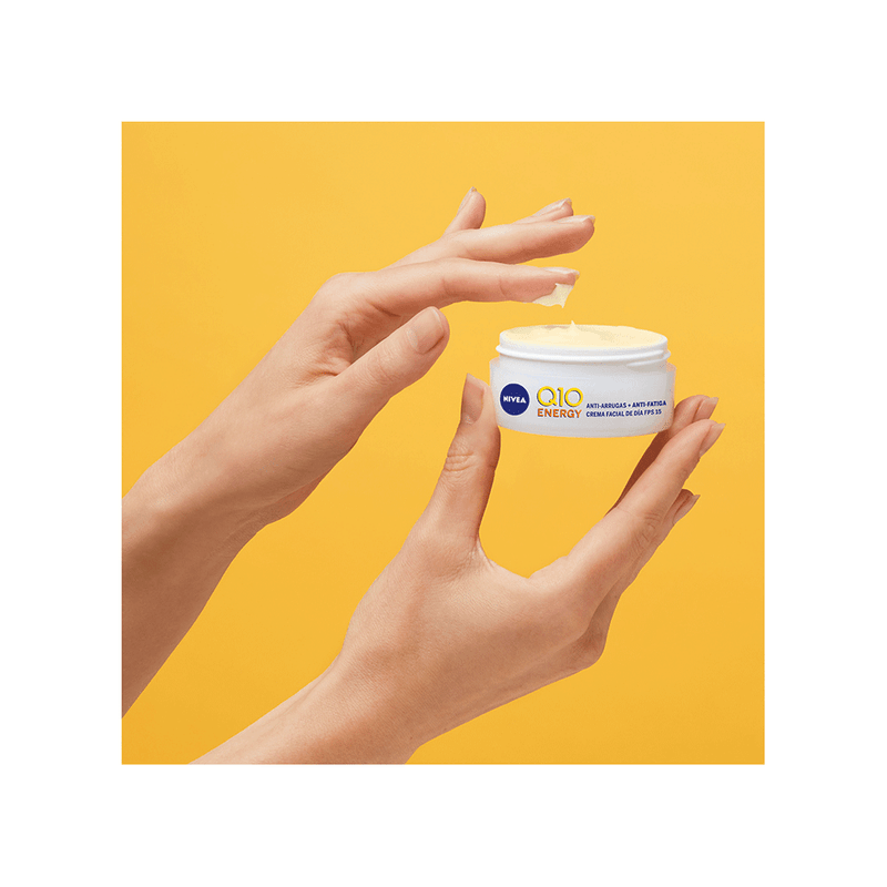2119410_Nivea-Crema-Facial-Nivea-Q10-Energy-Anti-Fatiga-FPS15-x-50ml_img1-4005900797209