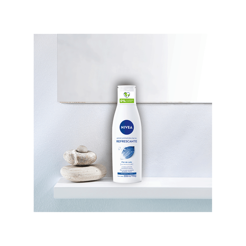 210155_Nivea-Leche-Limpiadora-Facial-Refrescante-x-200-ml_img1-8412300001175